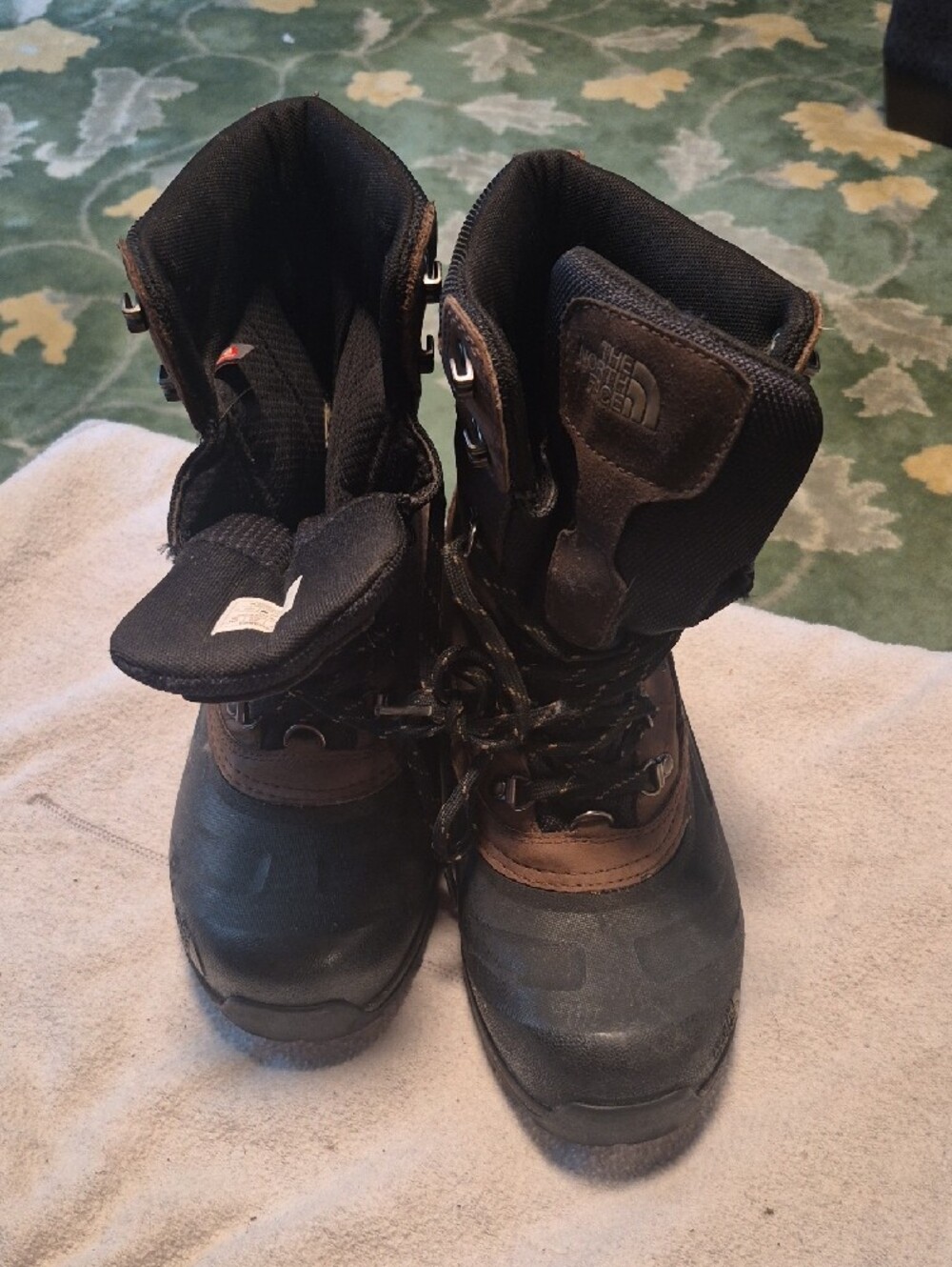 The North Face Brown and Black Men's Insulated Winter Boots - Picture 3 of 9